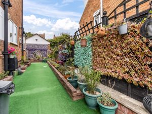 Photo 26- click for photo gallery